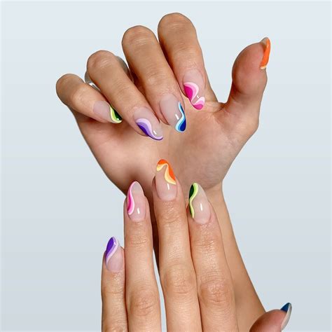 colorful swirl nail design naegel inspiration nagelideen naegel