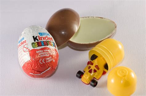 customs saves woman  chocolate egg da mook