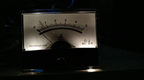 analog voltmeter va ampermeter    ua