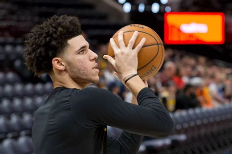 dissecting lonzo balls struggles  offense   rookie learning curve