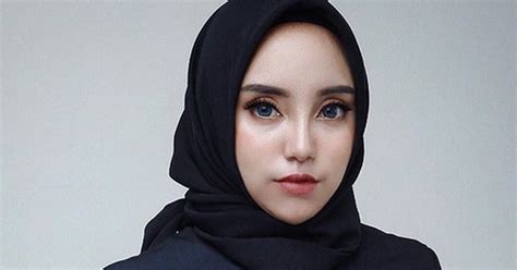 Lepas Hijab Yuk Intip Penampilan Salmafina Sunan Terkini