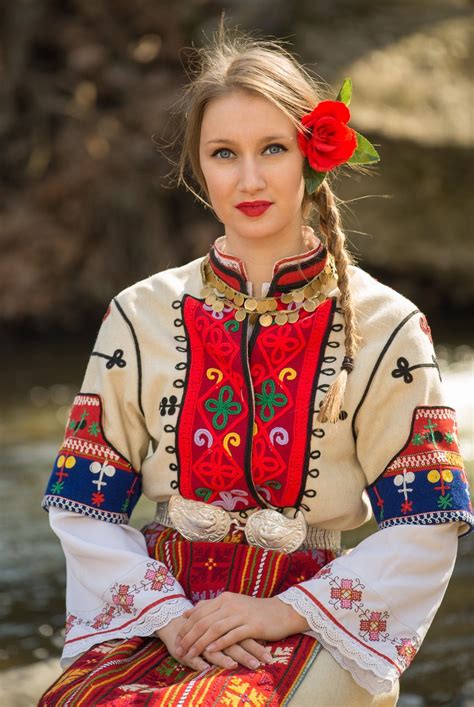 Pin De Khawla Nashif En Bulgarian Folklore And Customs