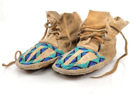Sold Price Native American Hand Made Beaded Moccasins Invalid Date Mst