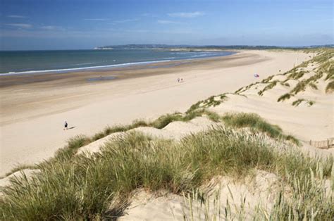 camber sands brilliant british beach holidays are back in fashion daily star