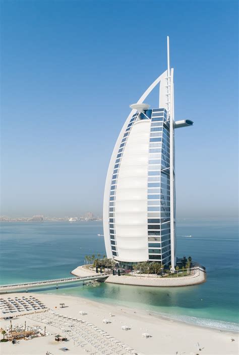 burj al arab top rated luxury hotel  travelliveshop