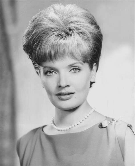 brady bunch s mom florence henderson dies at 82