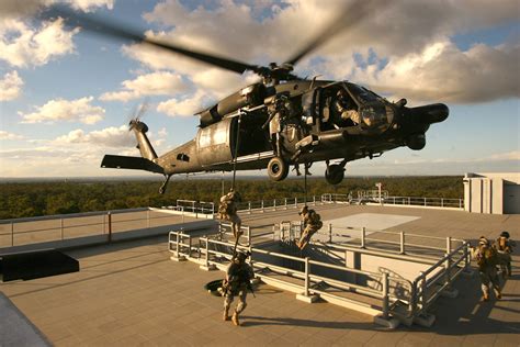 Photo Mh 60 Special Operations Fast Rope
