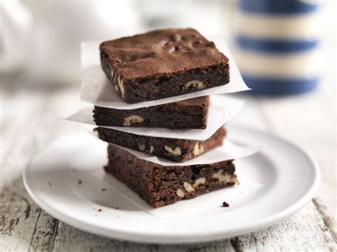 ideal recipe  quick easy chocolate brownies ideal magazine