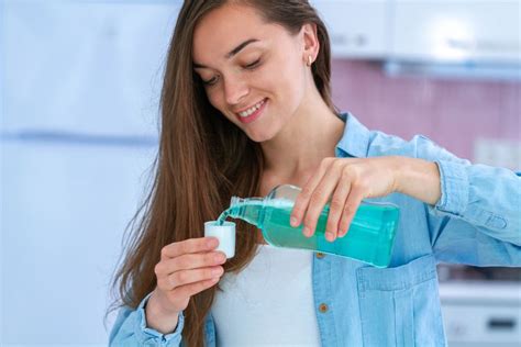 the pros and cons of using mouthwash activebeat