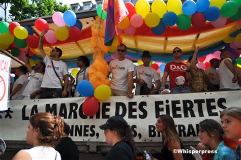Lesbian And Gay Pride ©whisperpress France Paris Le 25 J Flickr
