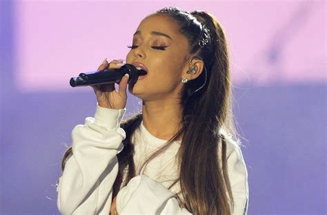 Ariana Grande Closes Manchester Benefit Concert With Emotional