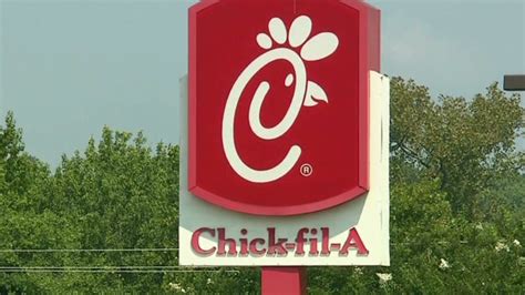 pride group chick fil a doesn t fund most divisive groups cnn