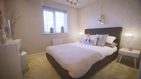 persimmon homes  droitwich     bedroom homes