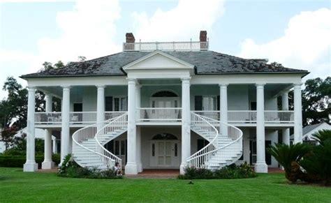 Were There No Big Plantation Style Homes In The South