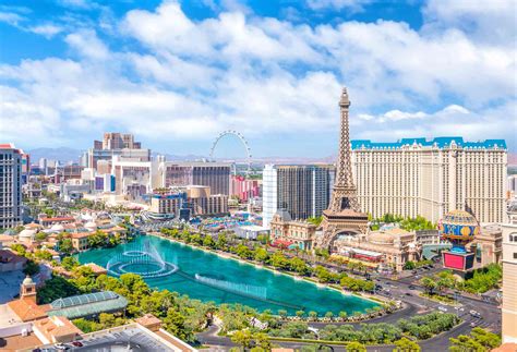 win big    awesome hotels  las vegas   resort fees   hotelscombined