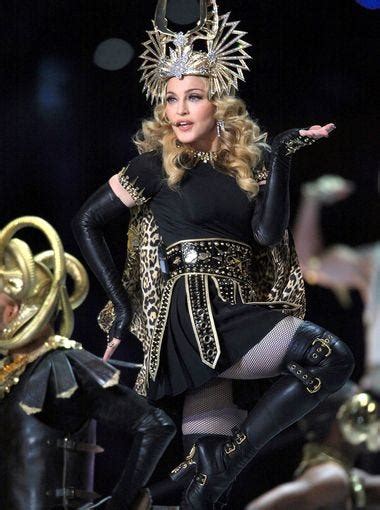 the best super bowl halftime show costumes from beyonce to madonna