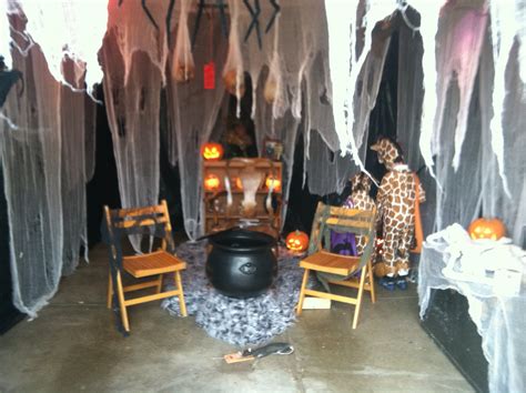 Halloween Home And Garage Decorations Smart Garage