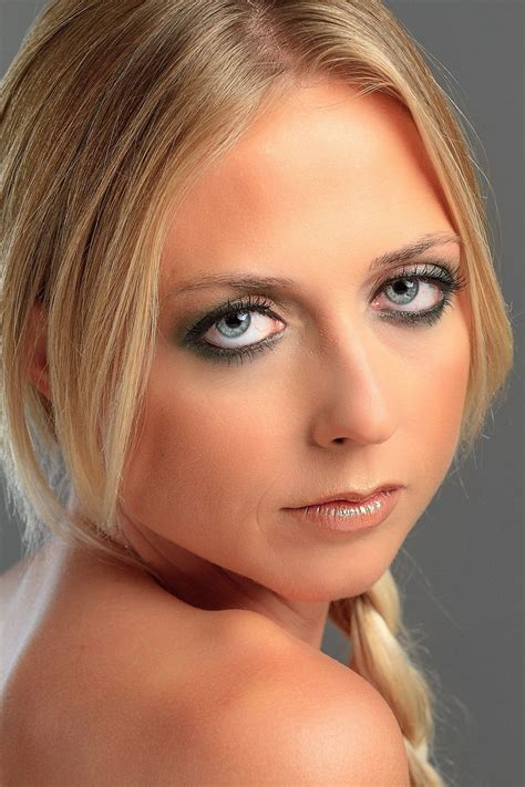 Brigette Shvonne Female Model Profile Huntington Beach California