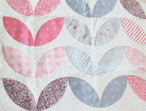 petal quilt quilts quilting projects quilt inspiration