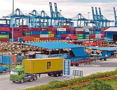 malaysias total trade exceeds rm trillion exports imports   high  straits times