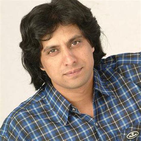 pakistani singer jawad ahmad contracts coronavirus lens