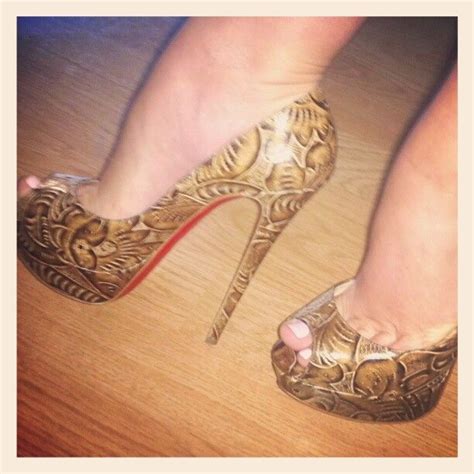 111 best images about toe cleavage on pinterest sexy shoes heels and