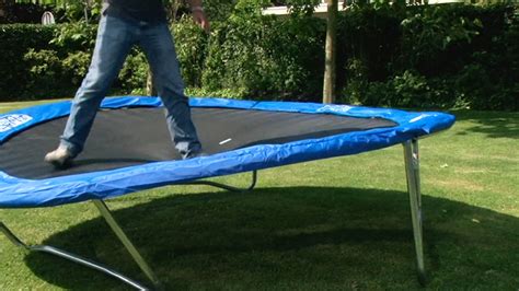 dangers   jumping   trampoline unsafe coolblue    smile