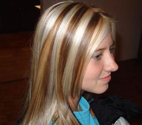 Se anche voi siete stufe di tingere i capelli una volta al mese, lasciatevi ispirare da queste donne che hanno deciso di portare con orgoglio il colore naturale dei loro capelli. Capelli biondi mesciati : foto e look - WDonna.it