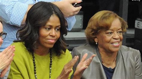 see texts michelle obama s mom sent about her star status cnn video