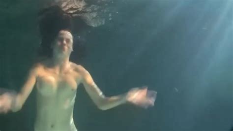 this girl can stay underwater for a long time erotic porn