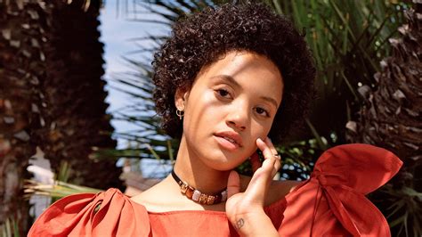 why actress kiersey clemons feels like she “betrayed” her hair allure