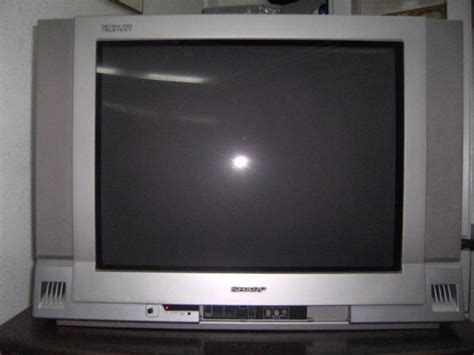 Sharp 29 Flat Screen Crt Tv Nicam Sterio Only 60 For
