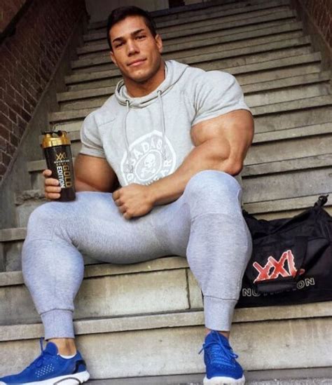Pin By M On Muscle Hunks Bodybuilders Men Mens Fitness Muscle Hunks