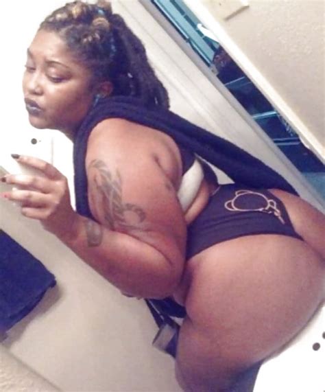 thick dread head shesfreaky