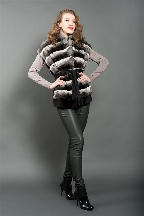 elegant chinchilla fur vest for women with shaved mink chinchilla fur