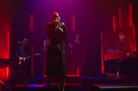 lykke li performs “sex money feelings die” on late night with seth