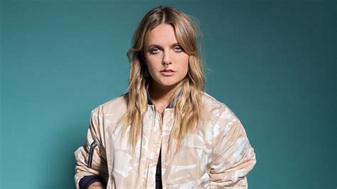 tove lo grows out of “sweden s darkest pop export” in new album “sunshine kitty” the wellesley