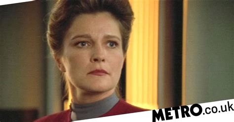 Star Trek Voyager S Kate Mulgrew Is Reprising Captain
