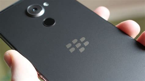 blackberry smartphones  tcl   unveiled  ces  techradar