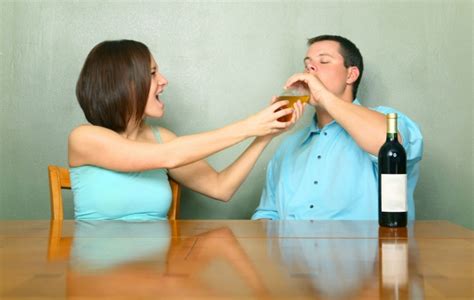 are couples who drink together happier than couples who don t