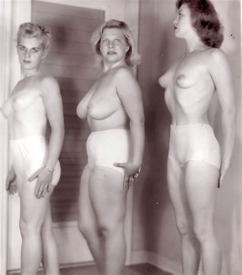 Groups Of Naked Women Vintage Edition Vol 2 25 Pics