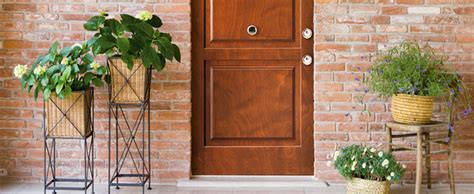 Una casa con soluzioni da copiare: ProtecciÃ³n de tu casa: clasificaciÃ³n de las puertas de seguridad