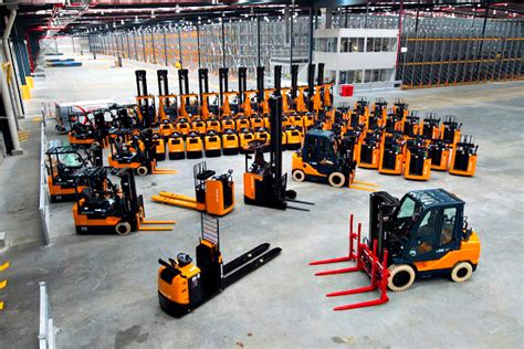 forklift attachments safety tips