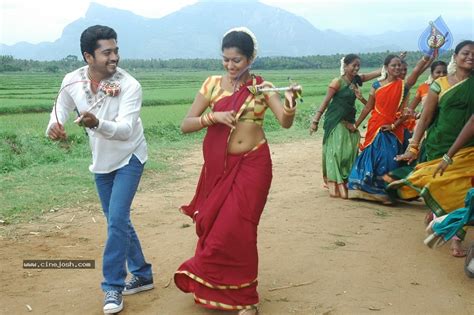 konjum mainakkale tamil movie spicy stills photo 2 of 45
