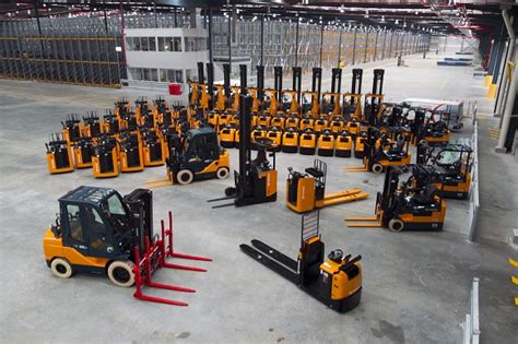 toyota forklift diverse options  meet