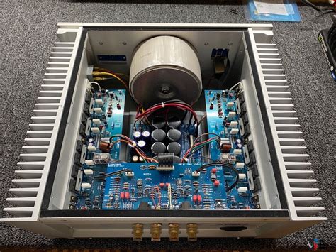 nad  silverline series power amplifier photo   audio mart