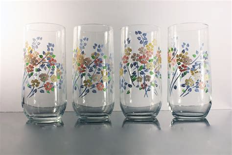 Everyday Drinking Glasses 12 Ounce Pink Blue Green Floral Pattern