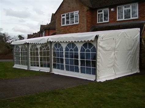 curlew    marquees race awnings    span aluminium frame awning east