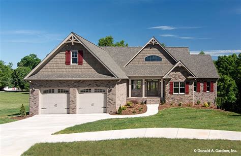 front exterior photo  home plan    whitford craftsman house plans craftsman style