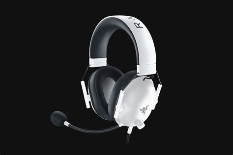 razer blackshark   white edition headset dev gear